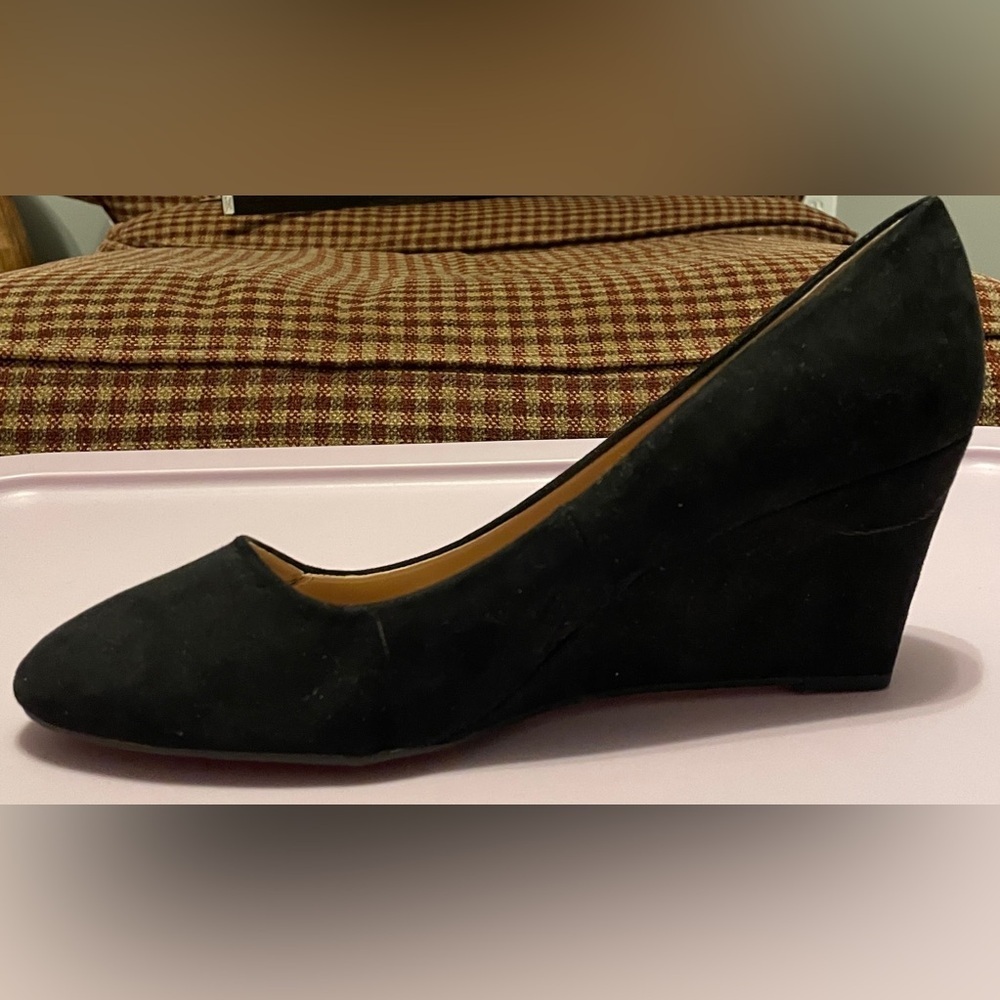 A New Day Dot Round Toe Black Wedge Heels - Picture 9 of 11